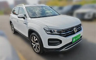Volkswagen Volkswagen Passat в цвете и кузовом – это идеальный выбор среди китайских автомобилей. Доступная цена и надежность гарантированы.
