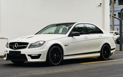 Mercedes-Benz Mercedes-Benz E-Class в цвете и кузовом – это идеальный выбор среди китайских автомобилей. Доступная цена и надежность гарантированы.