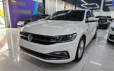 Volkswagen Volkswagen Passat в цвете и кузовом – это идеальный выбор среди китайских автомобилей. Доступная цена и надежность гарантированы.