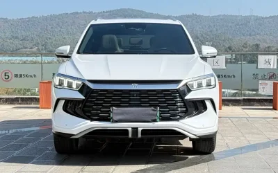 BYD BYD Seal 05 DM-i в цвете и кузовом – это идеальный выбор среди китайских автомобилей. Доступная цена и надежность гарантированы.