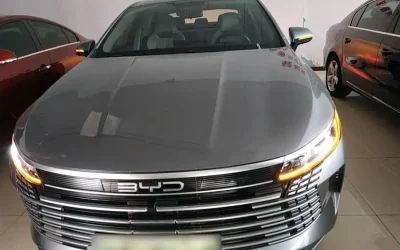 BYD BYD Seal 05 DM-i в цвете и кузовом – это идеальный выбор среди китайских автомобилей. Доступная цена и надежность гарантированы.