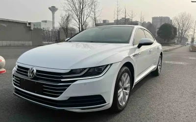 Volkswagen Volkswagen Lavida в цвете и кузовом – это идеальный выбор среди китайских автомобилей. Доступная цена и надежность гарантированы.