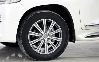 Audi Audi A8 в цвете и кузовом – это идеальный выбор среди китайских автомобилей. Доступная цена и надежность гарантированы.