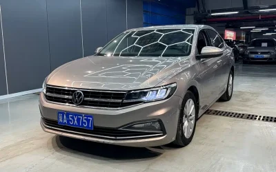 Volkswagen Volkswagen Lavida в цвете и кузовом – это идеальный выбор среди китайских автомобилей. Доступная цена и надежность гарантированы.