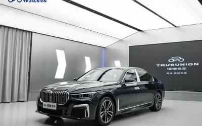 BMW BMW 3 Series в цвете и кузовом – это идеальный выбор среди китайских автомобилей. Доступная цена и надежность гарантированы.