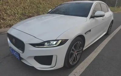 Audi Audi A8 в цвете и кузовом – это идеальный выбор среди китайских автомобилей. Доступная цена и надежность гарантированы.