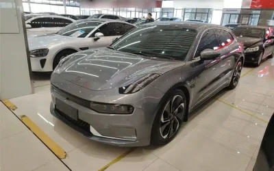 Audi Audi A8 в цвете и кузовом – это идеальный выбор среди китайских автомобилей. Доступная цена и надежность гарантированы.