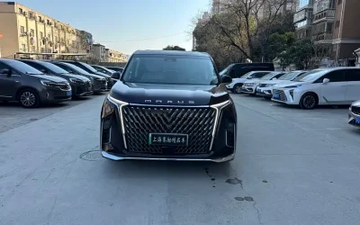 SAIC MAXUS SAIC MAXUS Xintu V80 в цвете и кузовом – это идеальный выбор среди китайских автомобилей. Доступная цена и надежность гарантированы.