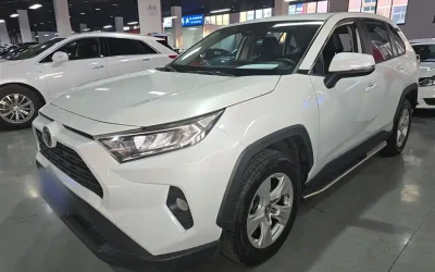 r1040495-toyota-rav4-2021_image_014