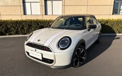 MINI MINI COUNTRYMAN в цвете и кузовом – это идеальный выбор среди китайских автомобилей. Доступная цена и надежность гарантированы.