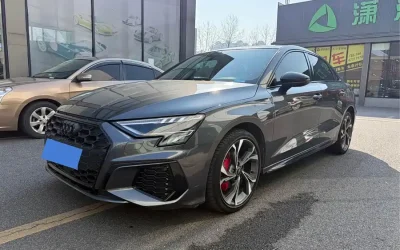 Audi Audi A4L в цвете и кузовом – это идеальный выбор среди китайских автомобилей. Доступная цена и надежность гарантированы.