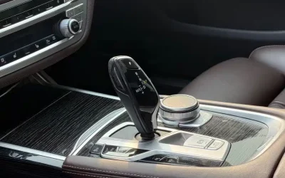 BMW BMW 3 Series в цвете и кузовом – это идеальный выбор среди китайских автомобилей. Доступная цена и надежность гарантированы.