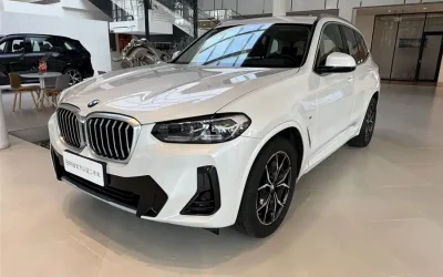 BMW BMW i3 в цвете и кузовом – это идеальный выбор среди китайских автомобилей. Доступная цена и надежность гарантированы.