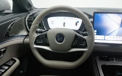 BYD BYD Seal 05 DM-i в цвете и кузовом – это идеальный выбор среди китайских автомобилей. Доступная цена и надежность гарантированы.