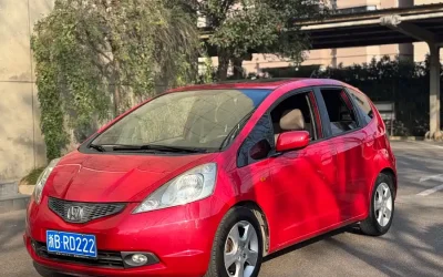 Honda Honda Spirior в цвете и кузовом – это идеальный выбор среди китайских автомобилей. Доступная цена и надежность гарантированы.