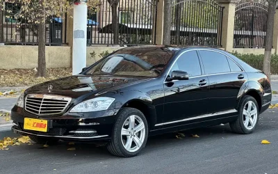 Mercedes-Benz Mercedes-Benz E-Class EV в цвете и кузовом – это идеальный выбор среди китайских автомобилей. Доступная цена и надежность гарантированы.