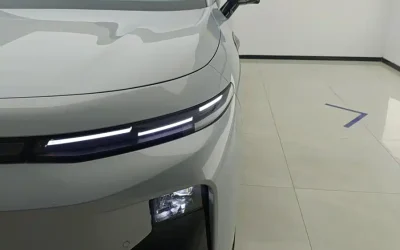 Audi Audi A8 в цвете и кузовом – это идеальный выбор среди китайских автомобилей. Доступная цена и надежность гарантированы.