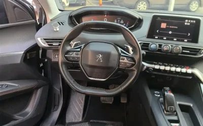 Audi Audi A8 в цвете и кузовом – это идеальный выбор среди китайских автомобилей. Доступная цена и надежность гарантированы.