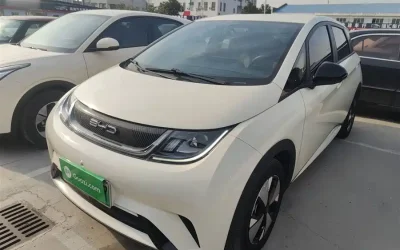 BYD BYD Seal 05 DM-i в цвете и кузовом – это идеальный выбор среди китайских автомобилей. Доступная цена и надежность гарантированы.