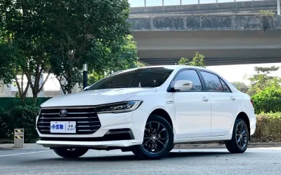 BYD BYD Seal 05 DM-i в цвете и кузовом – это идеальный выбор среди китайских автомобилей. Доступная цена и надежность гарантированы.