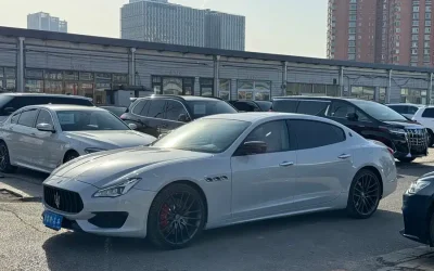 r1050382-maserati-quattroporte-2015_image_001