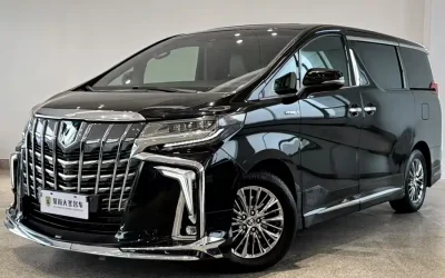 Toyota Toyota Corolla Cross в цвете и кузовом – это идеальный выбор среди китайских автомобилей. Доступная цена и надежность гарантированы.