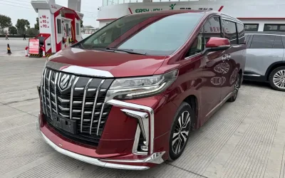 Toyota Toyota Highlander в цвете и кузовом – это идеальный выбор среди китайских автомобилей. Доступная цена и надежность гарантированы.