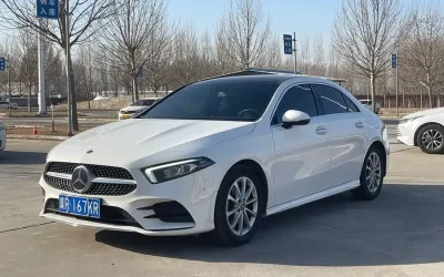 Mercedes-Benz Mercedes-Benz C-Class в цвете и кузовом – это идеальный выбор среди китайских автомобилей. Доступная цена и надежность гарантированы.