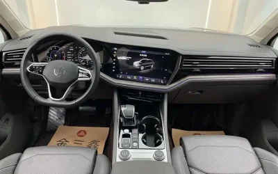 Volkswagen Volkswagen Magotan в цвете и кузовом – это идеальный выбор среди китайских автомобилей. Доступная цена и надежность гарантированы.