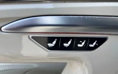 Audi Audi A8 в цвете и кузовом – это идеальный выбор среди китайских автомобилей. Доступная цена и надежность гарантированы.