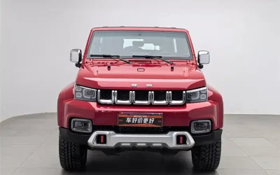 Beijing Off-road BAIC BJ40 в цвете и кузовом – это идеальный выбор среди китайских автомобилей. Доступная цена и надежность гарантированы.