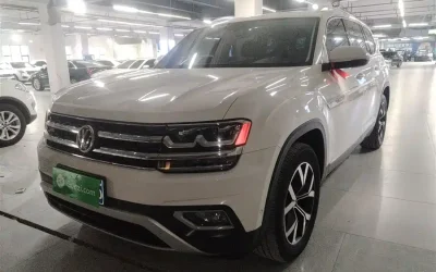 Audi Audi A8 в цвете и кузовом – это идеальный выбор среди китайских автомобилей. Доступная цена и надежность гарантированы.