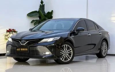Toyota Toyota Corolla Cross в цвете и кузовом – это идеальный выбор среди китайских автомобилей. Доступная цена и надежность гарантированы.