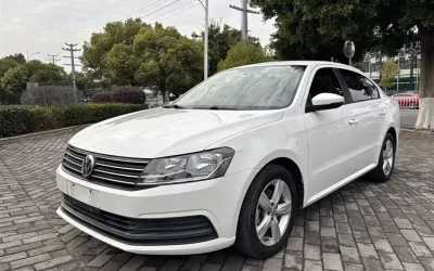 Volkswagen Volkswagen Passat в цвете и кузовом – это идеальный выбор среди китайских автомобилей. Доступная цена и надежность гарантированы.