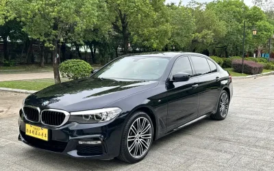 BMW BMW 3 Series в цвете и кузовом – это идеальный выбор среди китайских автомобилей. Доступная цена и надежность гарантированы.