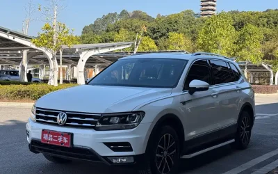 Volkswagen Volkswagen Sagitar в цвете и кузовом – это идеальный выбор среди китайских автомобилей. Доступная цена и надежность гарантированы.