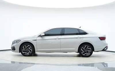 Volkswagen Volkswagen Passat в цвете и кузовом – это идеальный выбор среди китайских автомобилей. Доступная цена и надежность гарантированы.