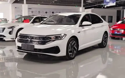 Volkswagen Volkswagen Passat в цвете и кузовом – это идеальный выбор среди китайских автомобилей. Доступная цена и надежность гарантированы.