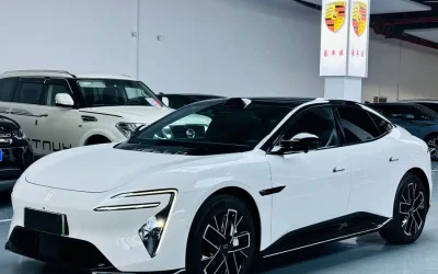 Audi Audi A8 в цвете и кузовом – это идеальный выбор среди китайских автомобилей. Доступная цена и надежность гарантированы.