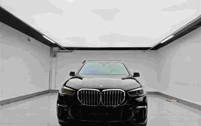 BMW BMW 3 Series в цвете и кузовом – это идеальный выбор среди китайских автомобилей. Доступная цена и надежность гарантированы.