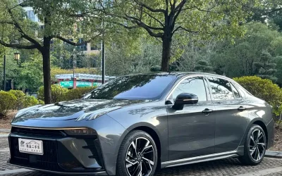 Lynk & Co Lynk & Co 02 в цвете и кузовом – это идеальный выбор среди китайских автомобилей. Доступная цена и надежность гарантированы.