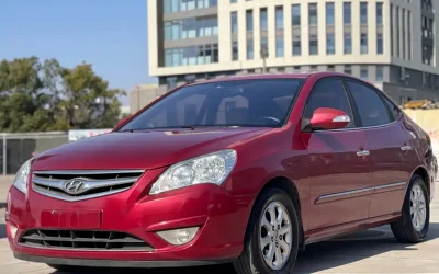 Hyundai Hyundai Elantra в цвете и кузовом – это идеальный выбор среди китайских автомобилей. Доступная цена и надежность гарантированы.