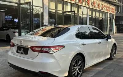 Toyota Toyota Corolla Cross в цвете и кузовом – это идеальный выбор среди китайских автомобилей. Доступная цена и надежность гарантированы.