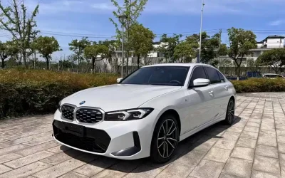 Audi Audi A8 в цвете и кузовом – это идеальный выбор среди китайских автомобилей. Доступная цена и надежность гарантированы.