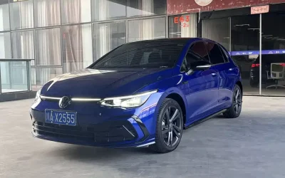 Volkswagen Volkswagen Lavida в цвете и кузовом – это идеальный выбор среди китайских автомобилей. Доступная цена и надежность гарантированы.