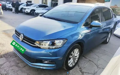 Volkswagen Volkswagen Sagitar в цвете и кузовом – это идеальный выбор среди китайских автомобилей. Доступная цена и надежность гарантированы.