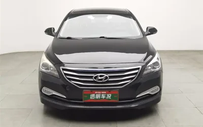 Hyundai Hyundai Elantra в цвете и кузовом – это идеальный выбор среди китайских автомобилей. Доступная цена и надежность гарантированы.