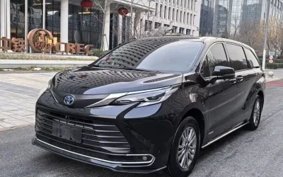 Toyota Toyota Corolla в цвете и кузовом – это идеальный выбор среди китайских автомобилей. Доступная цена и надежность гарантированы.