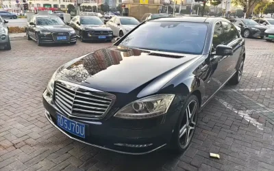 Mercedes-Benz Mercedes-Benz E-Class в цвете и кузовом – это идеальный выбор среди китайских автомобилей. Доступная цена и надежность гарантированы.