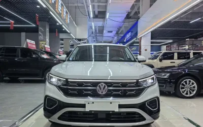 Volkswagen Volkswagen Bora в цвете и кузовом – это идеальный выбор среди китайских автомобилей. Доступная цена и надежность гарантированы.